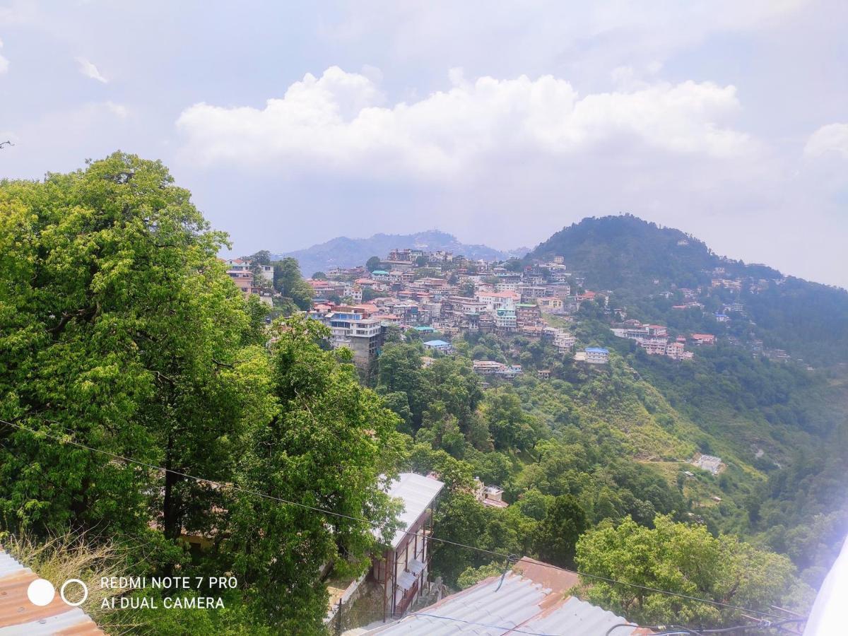 Castle View Hotel Mussoorie Buitenkant foto