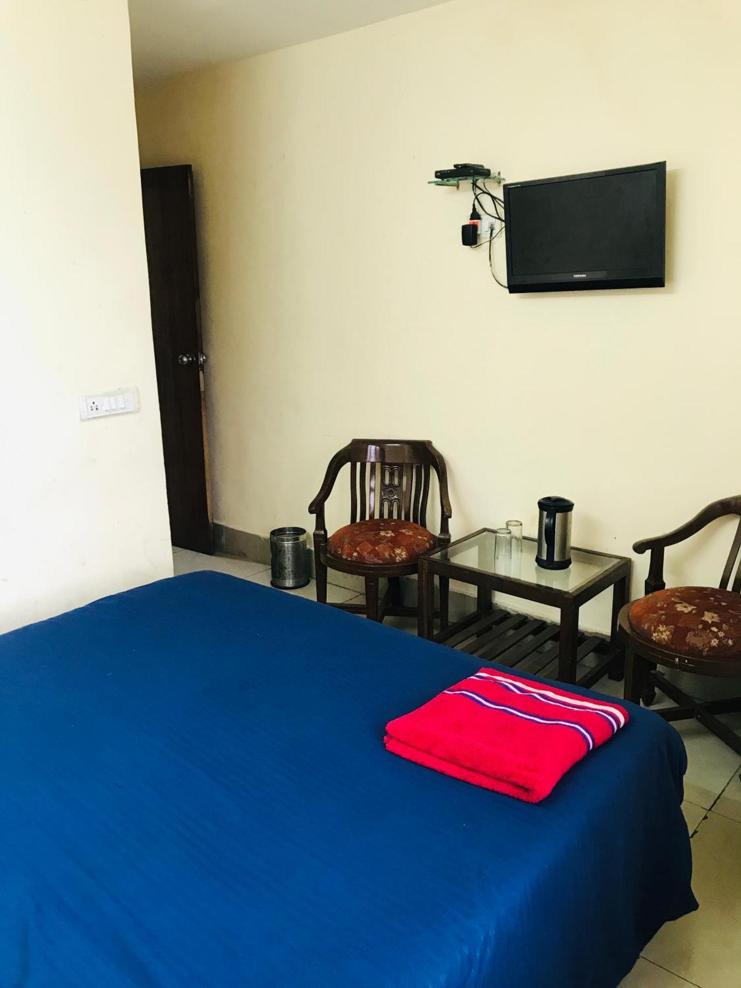 Castle View Hotel Mussoorie Kamer foto